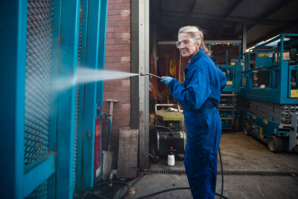 Best Pressure Washing Services for Businesses  in Auburndale, FL