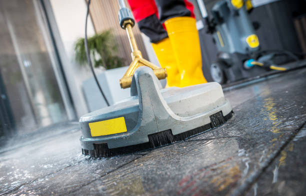 Best Concrete Pressure Washing  in Auburndale, FL