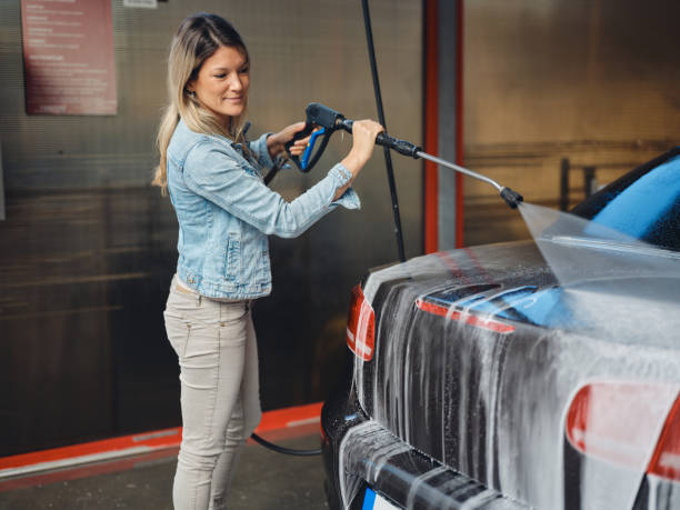 Best Affordable Pressure Washing  in Auburndale, FL